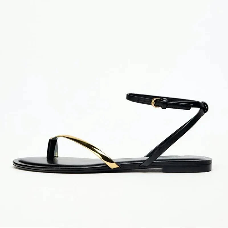 Sexy Black Buckle Flat Sandals – Women’s Fashion Metal Decoration Designer Clip Toe Beach Flip Flops